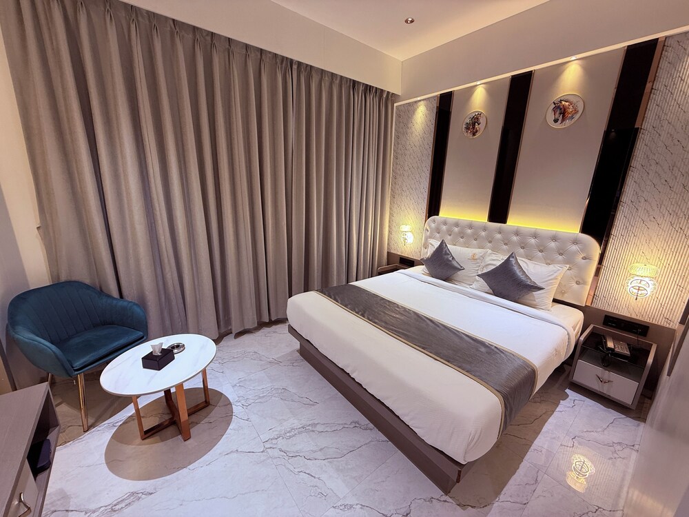 Hotel Stellar Suites Dombivali