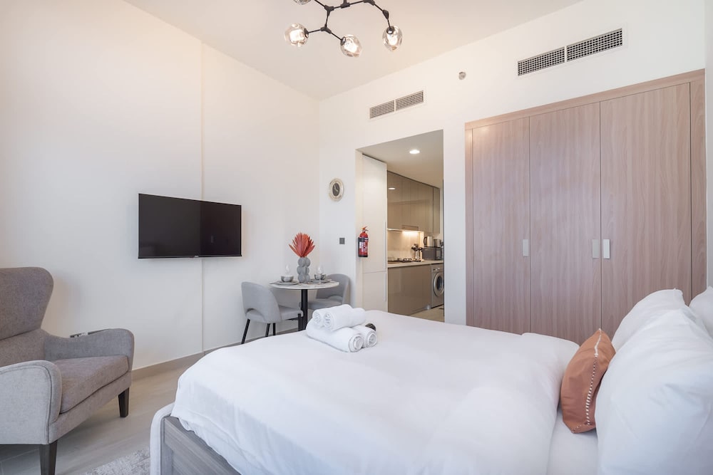 Modern Sophistication A Dream Studio