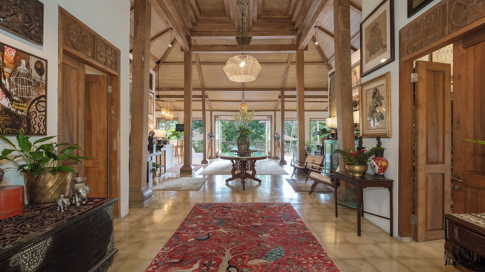 Rumah Melati Estate by Villa Finder