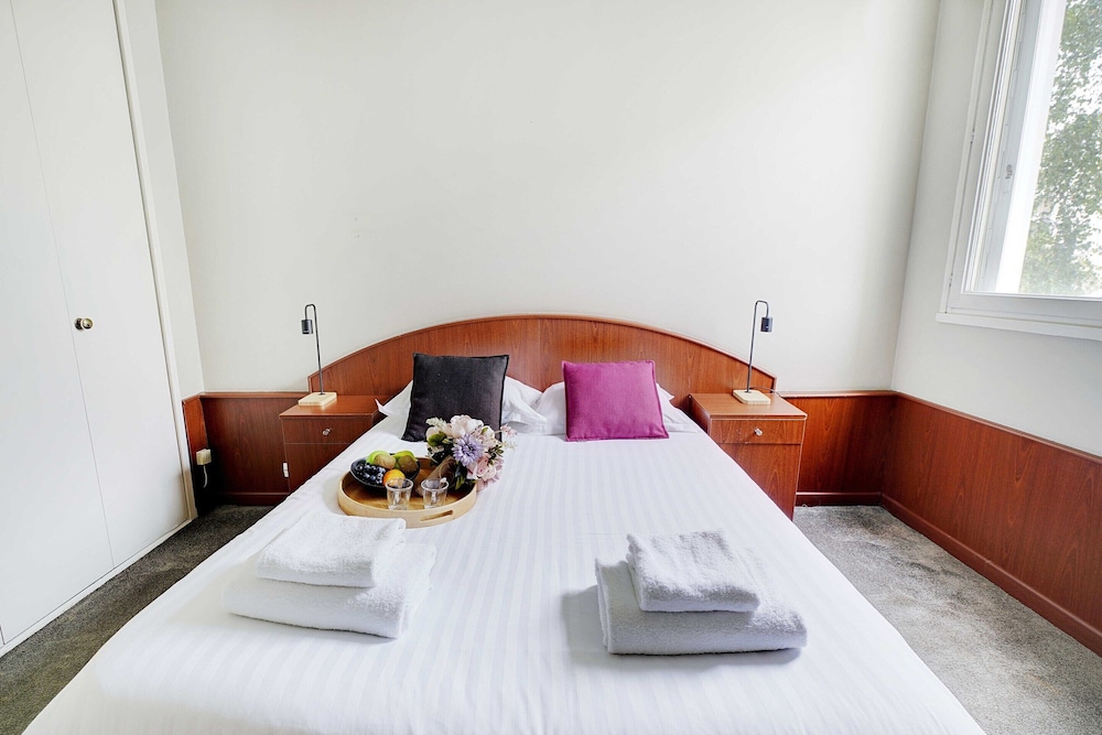 Charming Apartment - 3br/6p - Les Lilas view 2