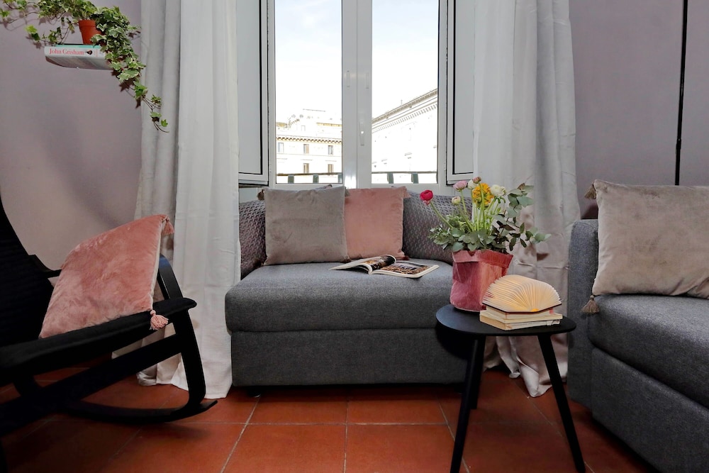 Pellegrino 2 - WR Apartments