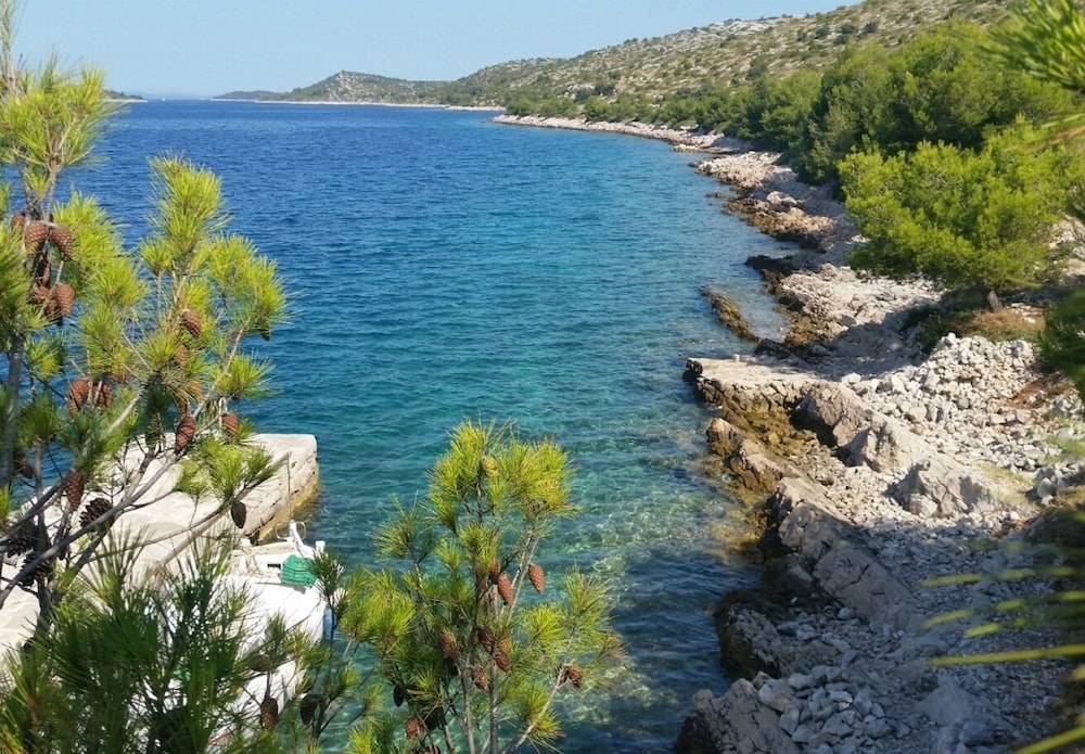 Mar - Relaxing Vacation - H view 2