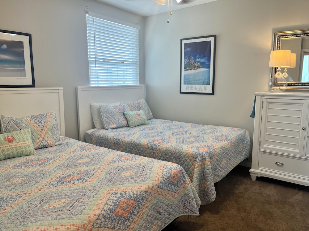Emerald Key by Southern Vacation Rentals