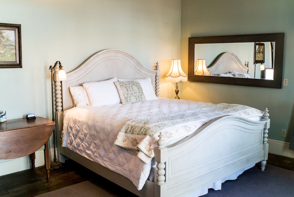 The Mulberry Inn view 3