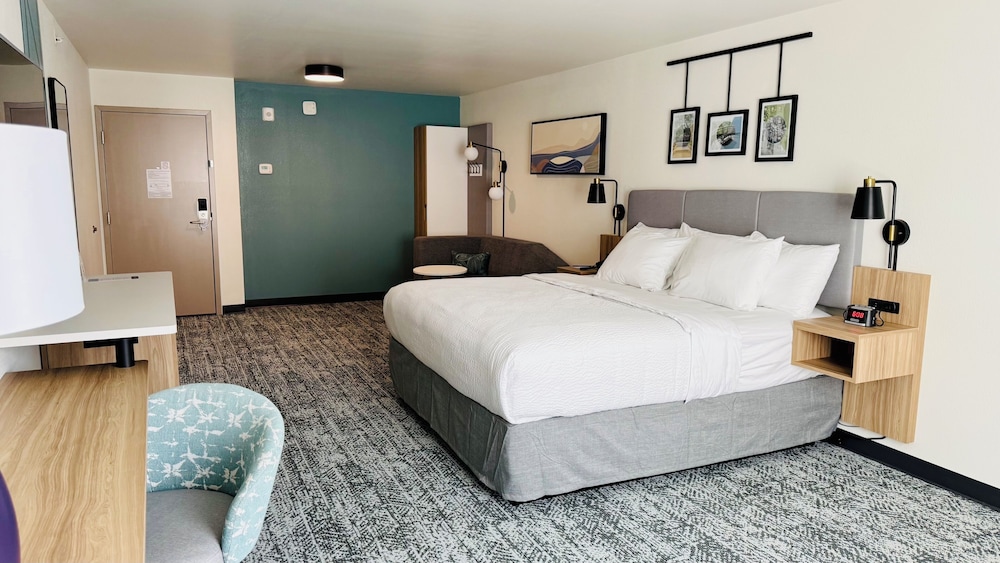 Sleep Inn & Suites