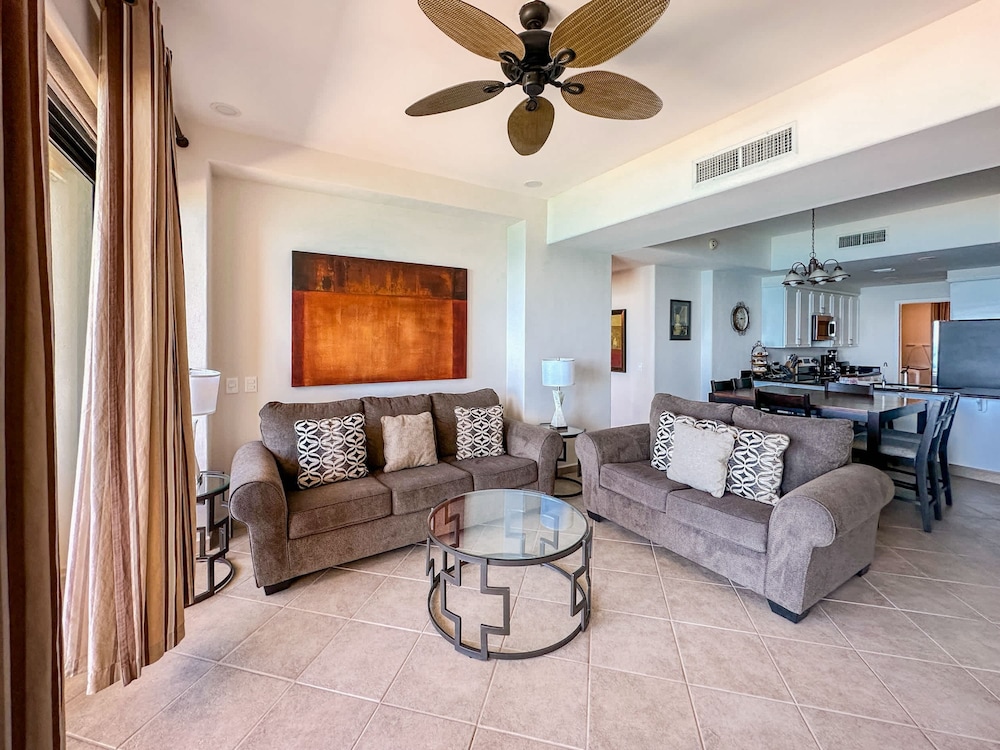 Beach Bliss Retreat 2BR Beachfront Condo