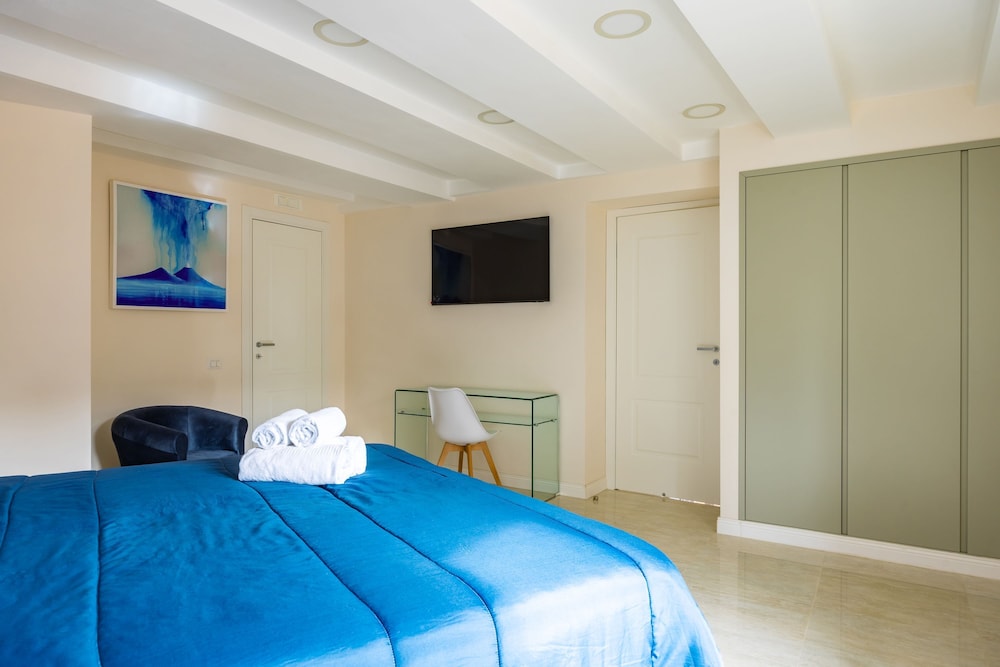 Palazzo Maddaloni Sweet Home By Napoliapartments