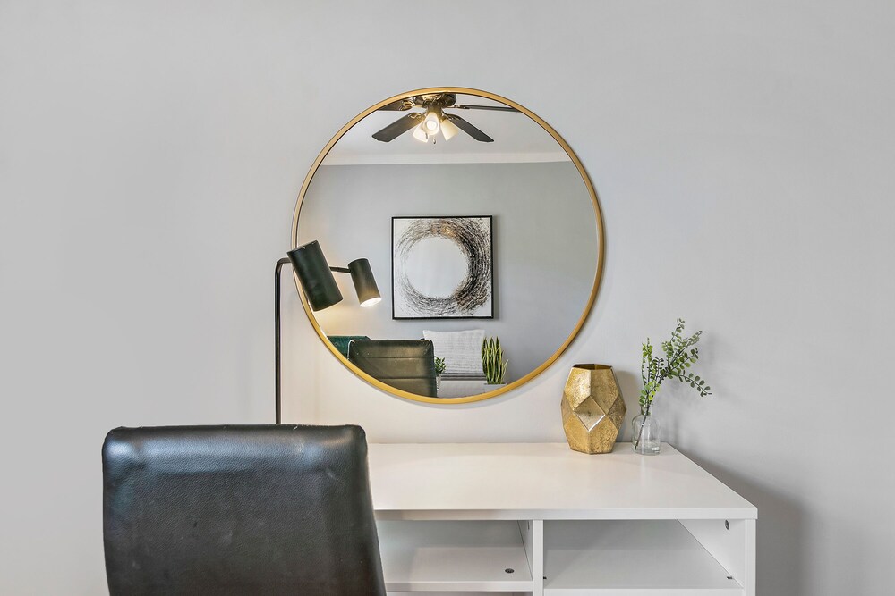 1BR Well-equipped Apt - Marshfield E3 - Image 2