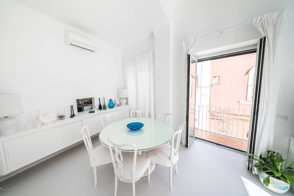 Cocor Capri by Elite Villas