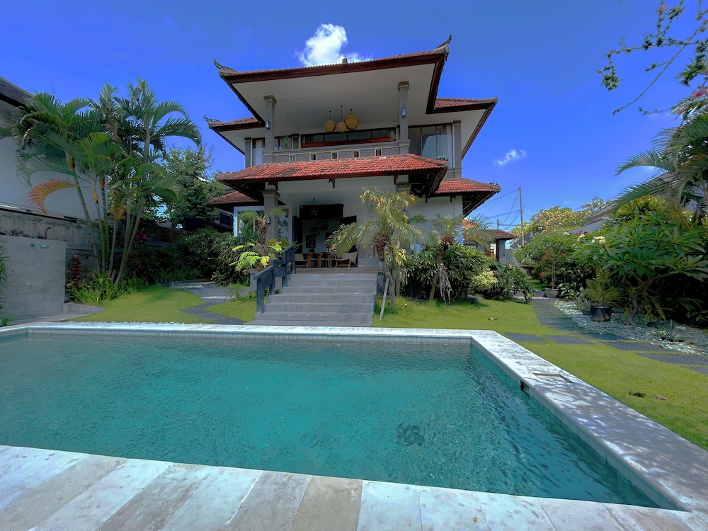 Bellevue Berawa Managed by CPM Bali