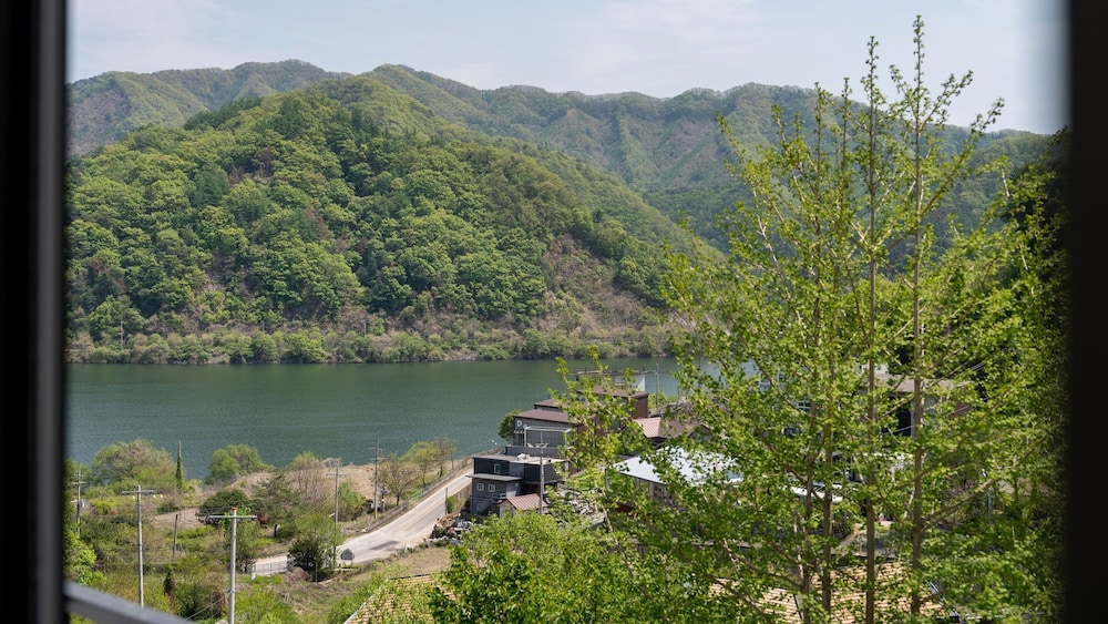 Gapyeong Laonjena Pool Villa