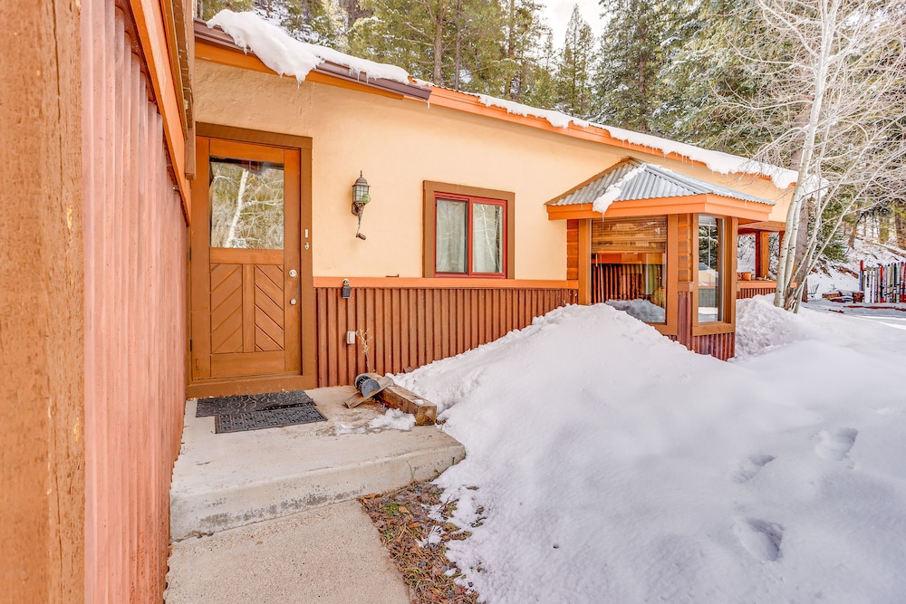 Dolores Cabin w/ River Access: Pets Welcome!