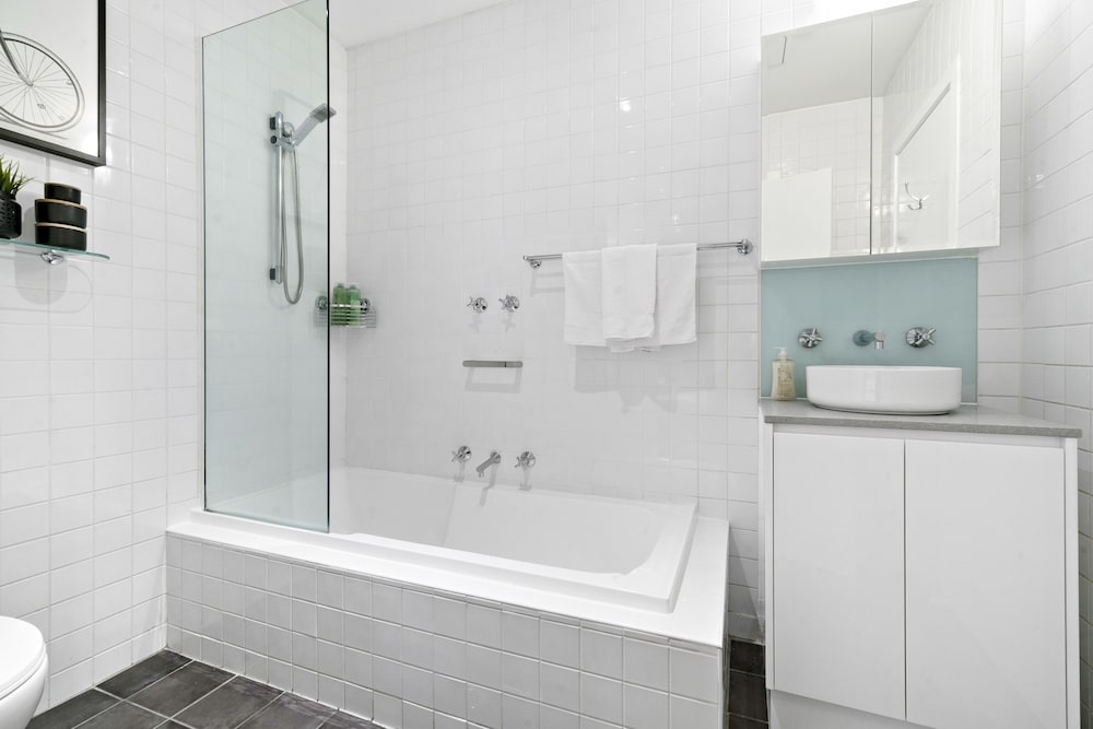 Melbourne Vacations - Kristina, 1BDR Melbourne Apartment - Property Image 7