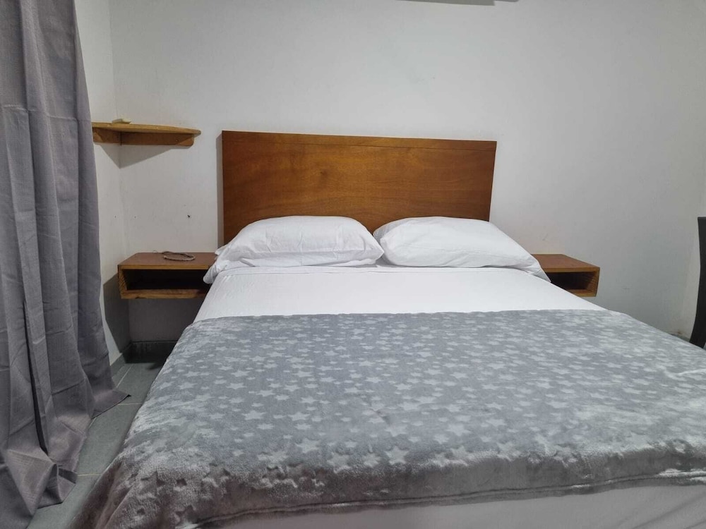 LAS CASCADAS HOSTEL TAYRONA