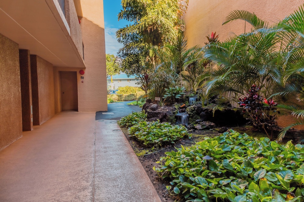 Maui Vista 3402 by Maui Rental Group