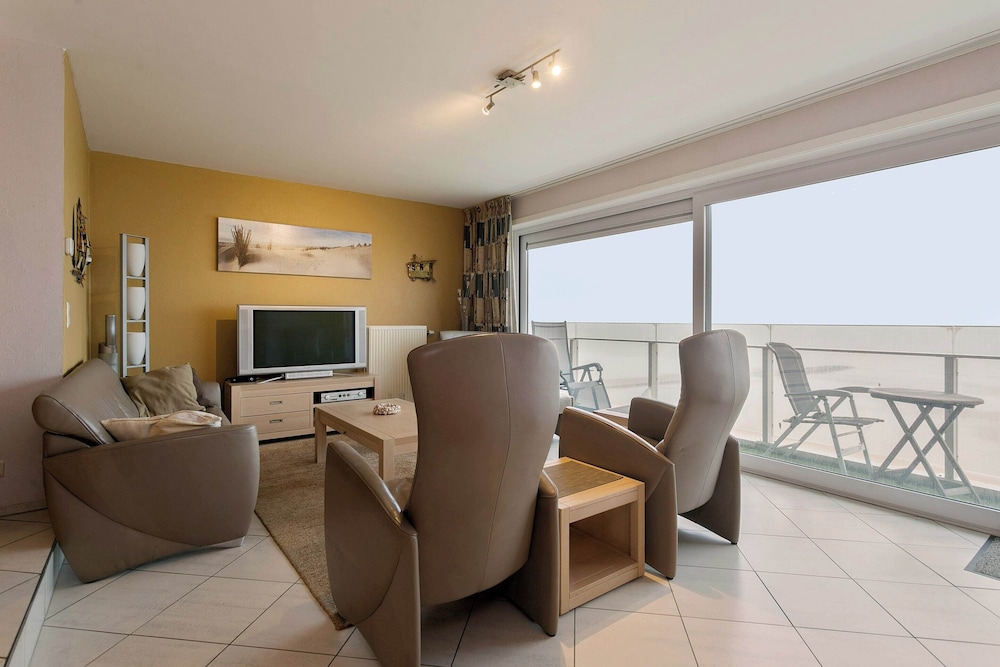 Apartment in Blankenberge Near the Pier