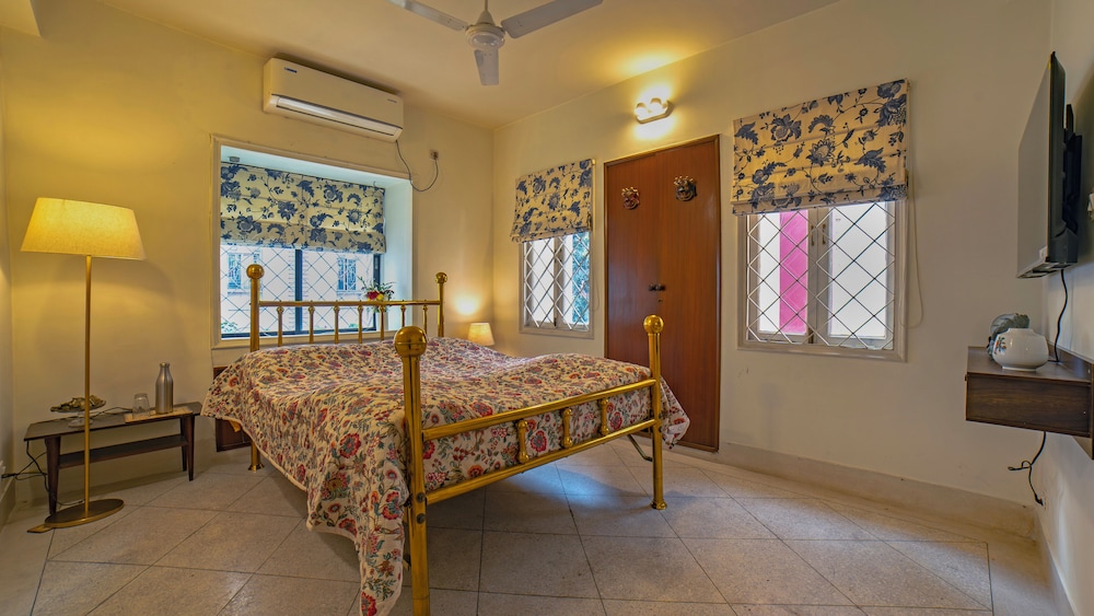 Yellowbrick-Calcutta's Freshest BnB