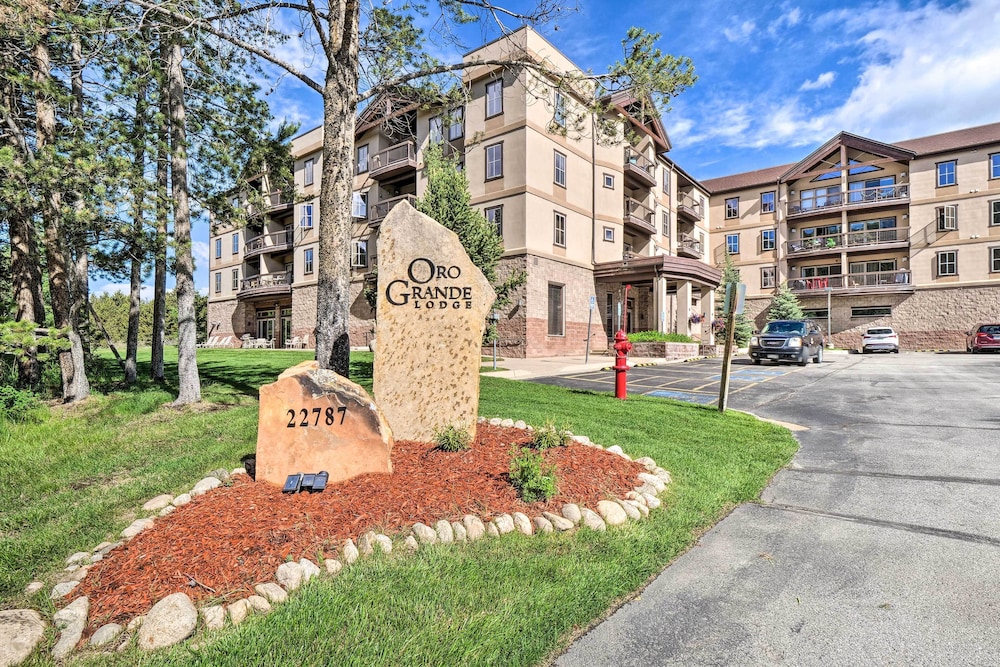 < 1 Mi to Slopes: Mtn-view Keystone Condo view 5