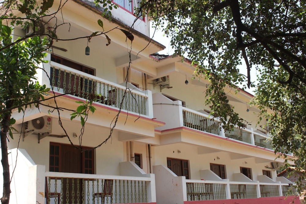 Pebbles Guesthouse