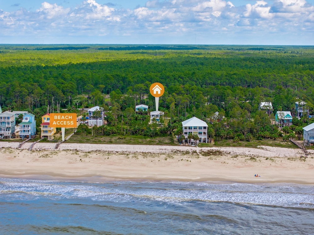 Beach House - Cottage at Indian Summer