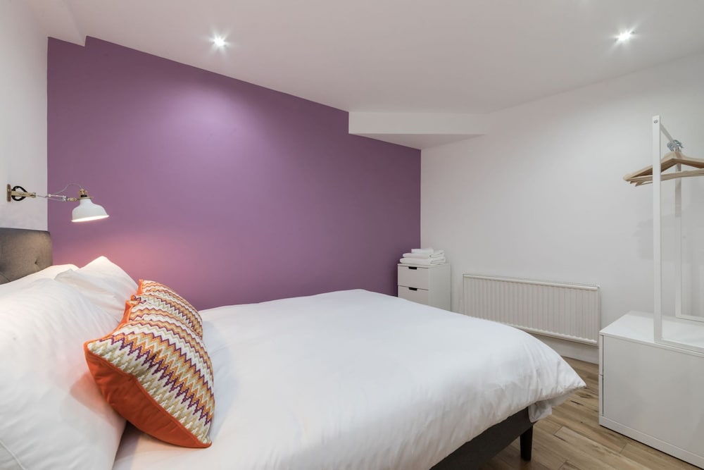 Home For All - Fitzrovia - by Frankie Says