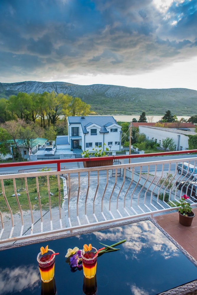 Apartments Ivona