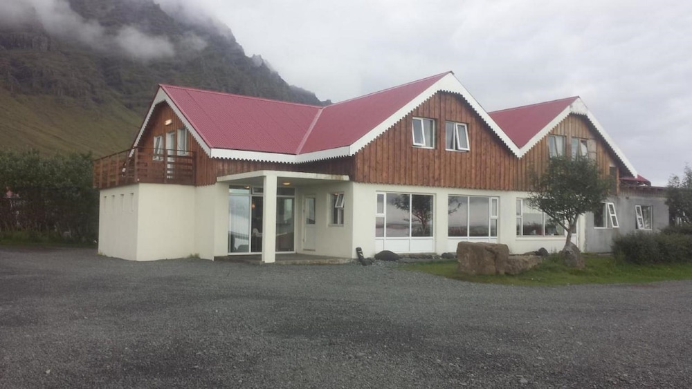 Guesthouse Gerði