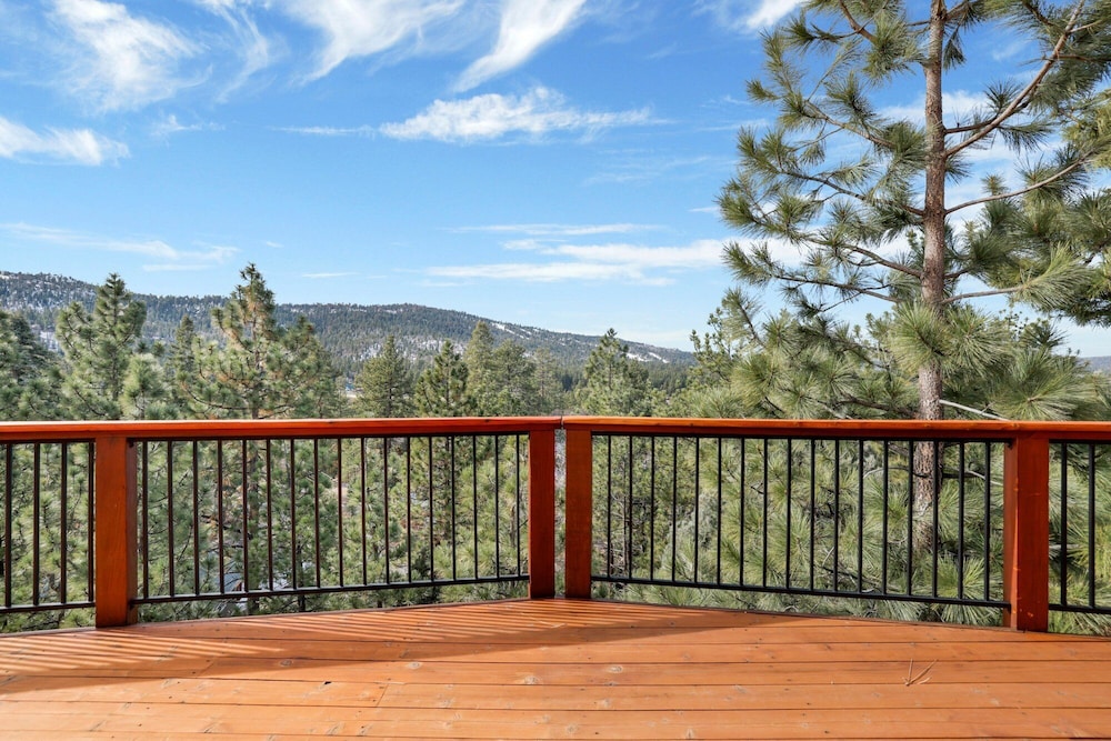 Menlo Slope View Chalet #2233