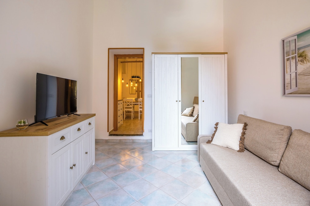 Smooth Vibes at Chiaia by Napoliapartments