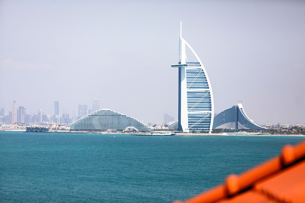 Tropical Apartments at Royal Amwaj