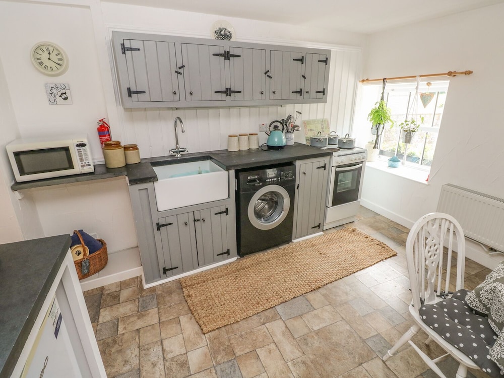 Snowdrop Cottage