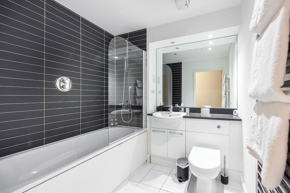 Ross Corner Executive 3 Bed Apartment