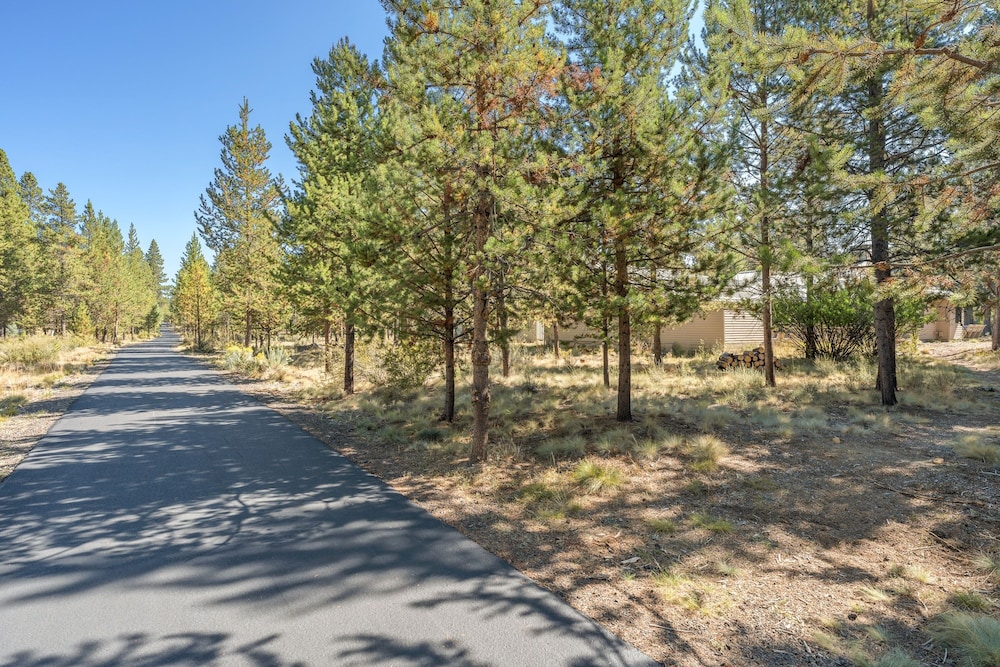 15 Lassen Ln 4 Bedroom Home