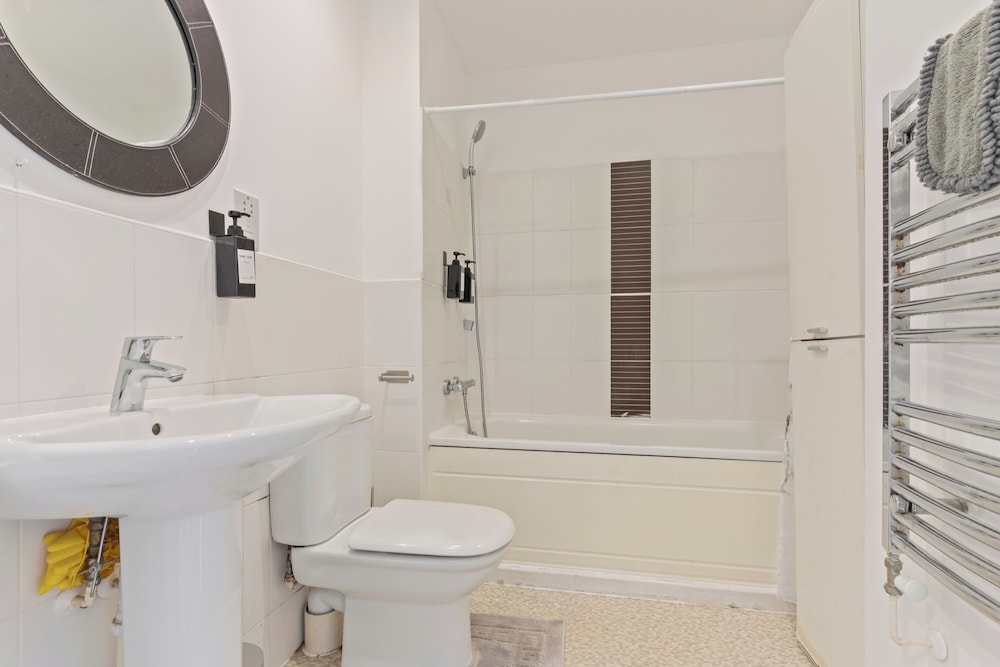 Windrush Grove Retreat in Birmingham