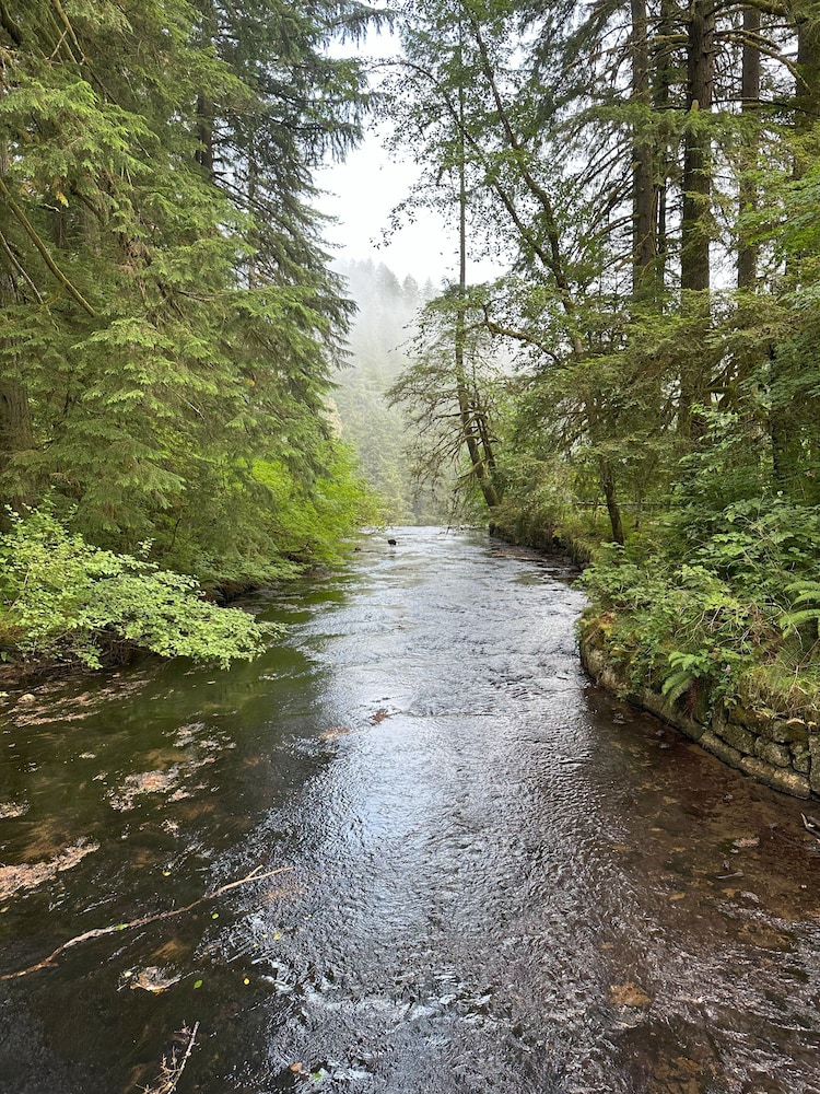Smith Creek Village