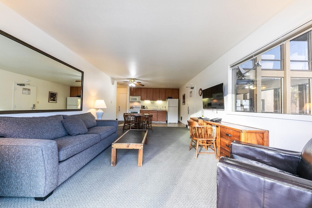 136 Bldg C 1 Bedroom Condo