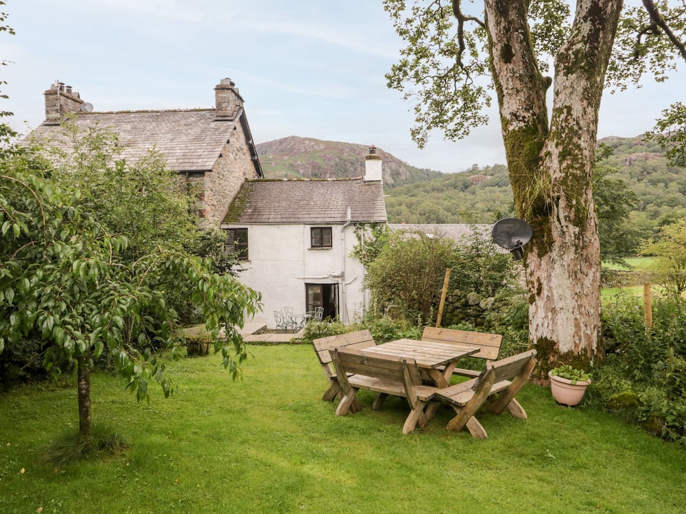 Beckfold Cottage