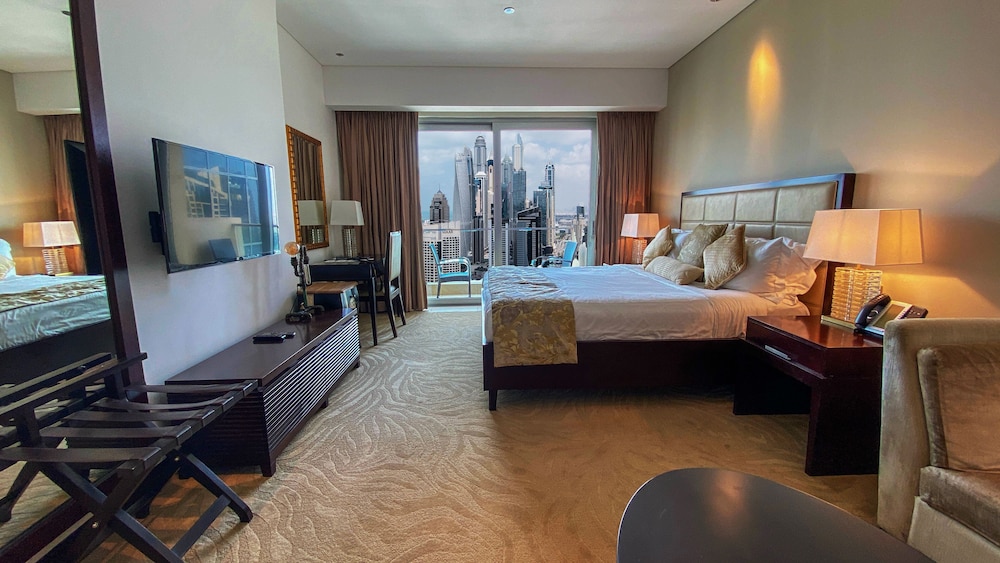 Lux BnB Address Dubai Marina-Studio