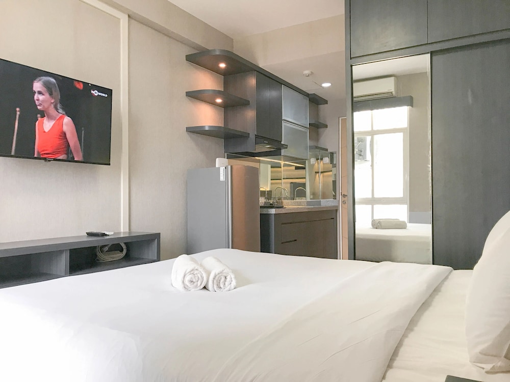 Minimalist And Cozy Studio Bale Hinggil Apartment