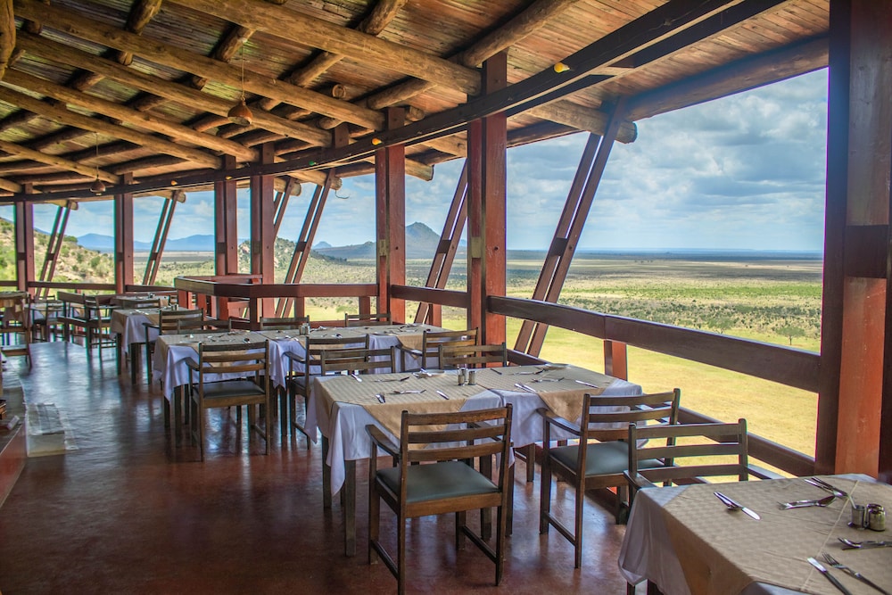 Voi Safari Lodge