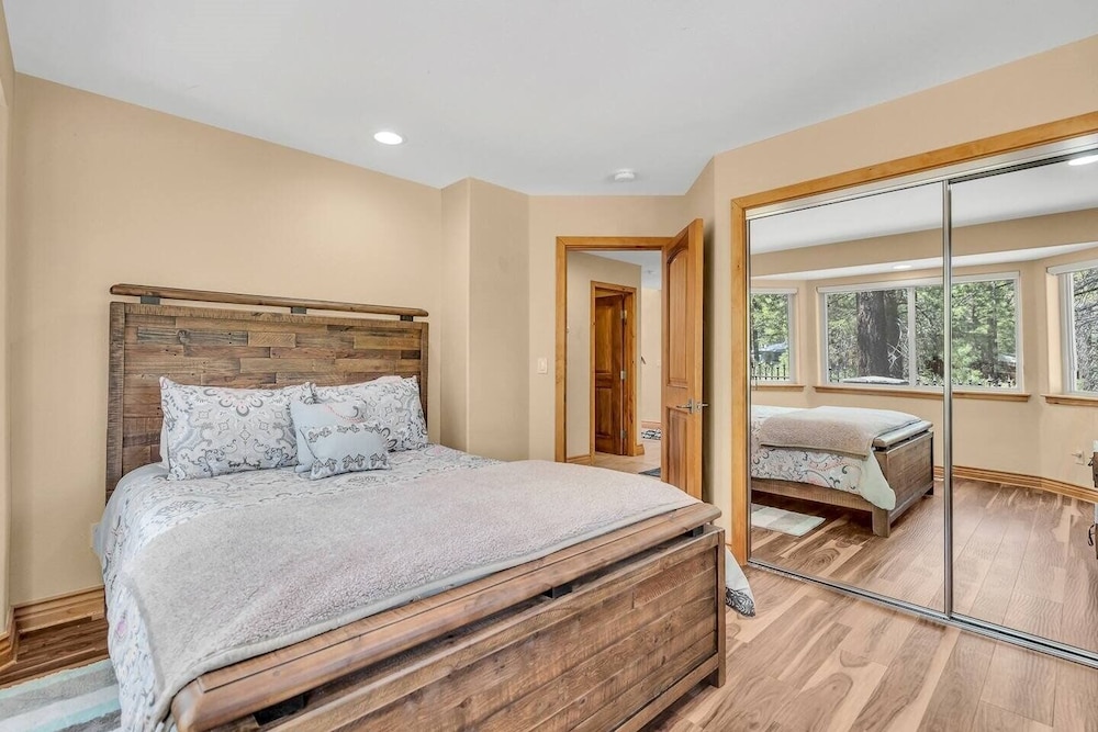 Lake Tahoe Vacations - 1603 Bel Aire Circle 3 Bedroom Home by RedAwning - Property Image 30