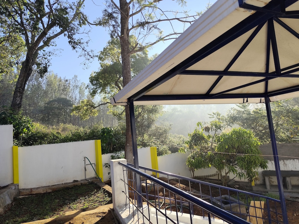 The Ishank Resorts Yercaud Hills