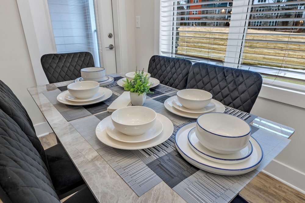 Luxe 3BR Suite Mins to Downtown Durham