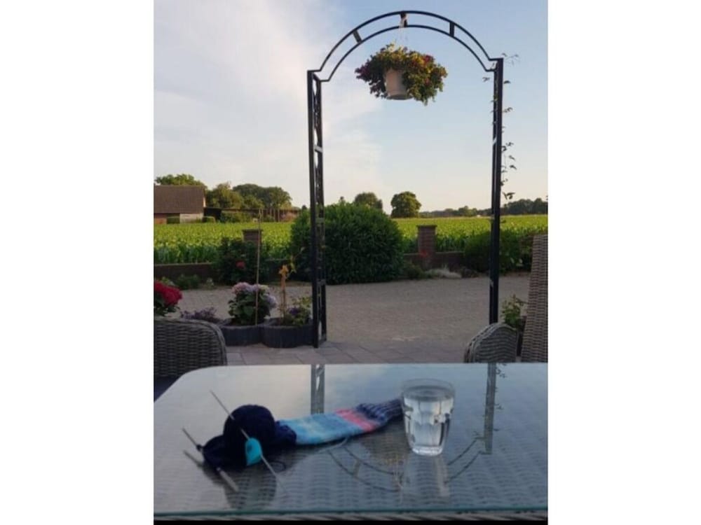 Garden Magic Comfortable Holiday Residence
