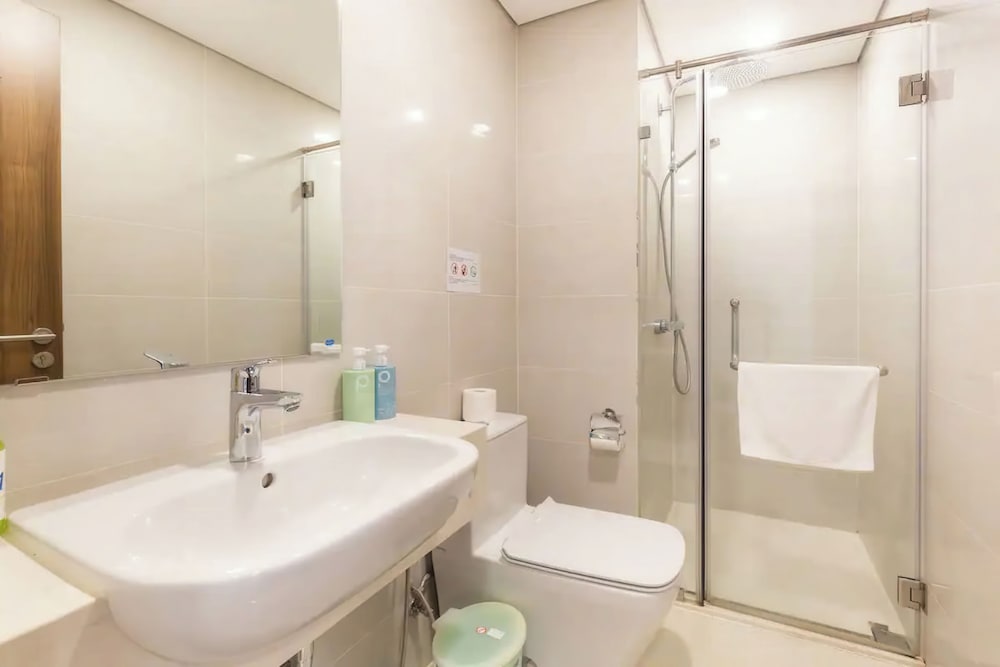 Eco Green Saigon - Free Gym & Pool