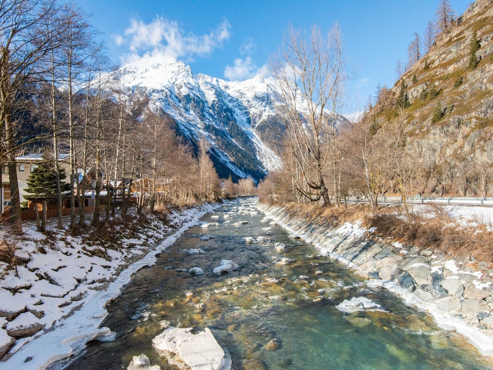 Group House in the Heart of the Tyrolean Otztal