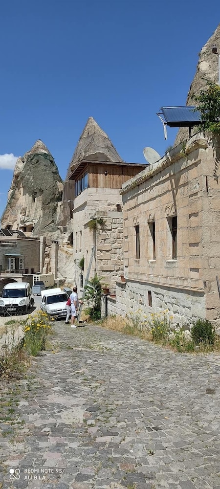 Serenity Cave Suites