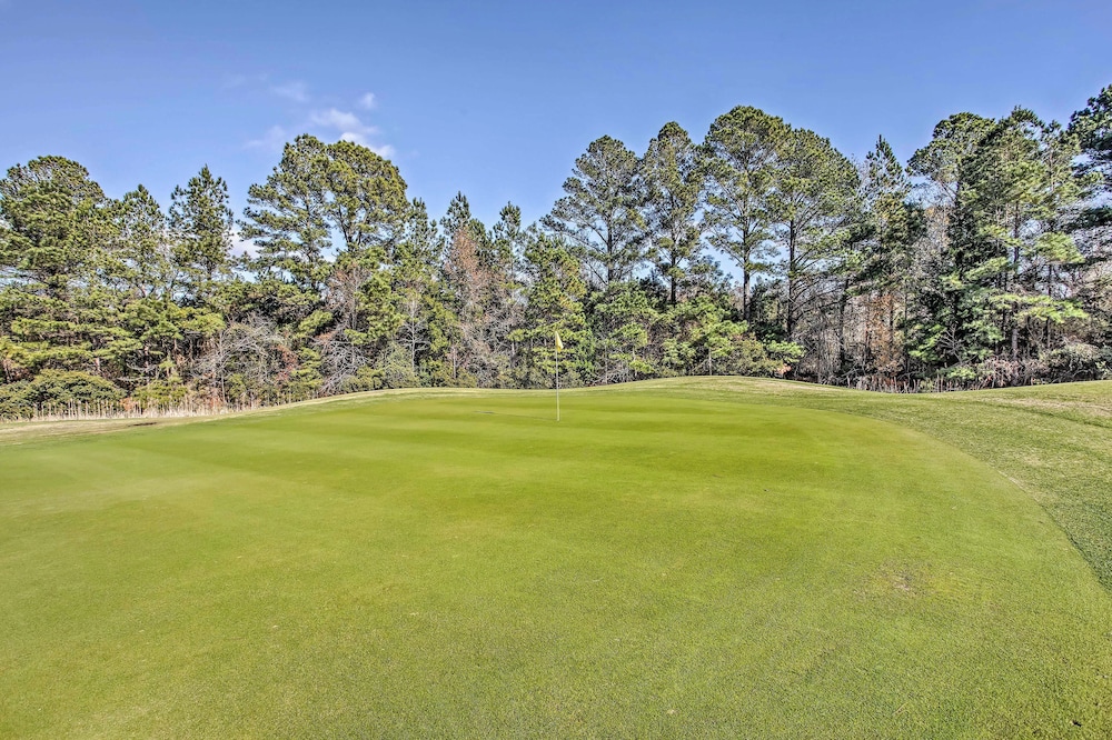 Myrtle Beach Condo: 6 Mi to Ocean!