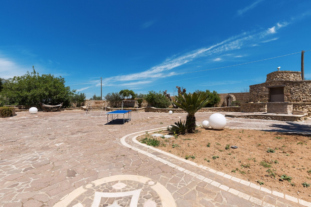 Villa Flo en Sannicola — activities & amenities