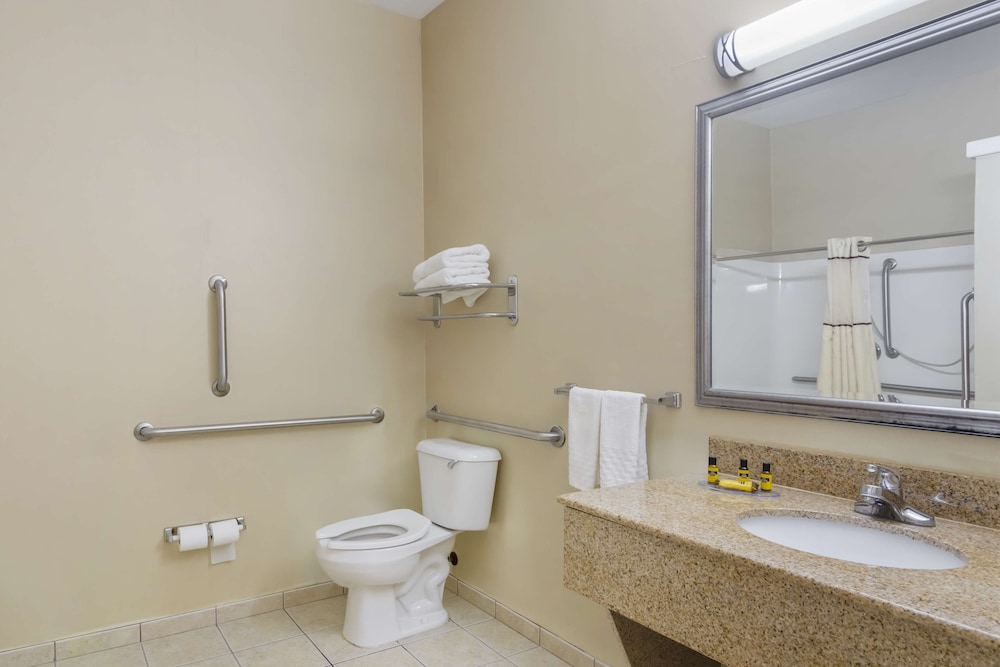 Best Western Plus Hopewell Fort Lee